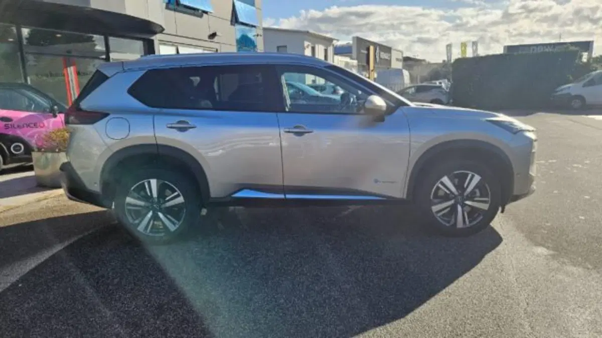 Nissan X-Trail usata a Lucca (3)