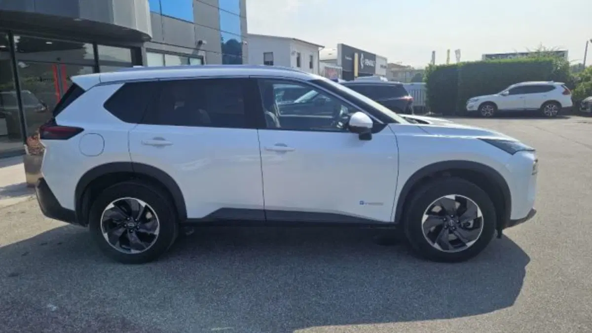Nissan X-Trail usata a Lucca (3)