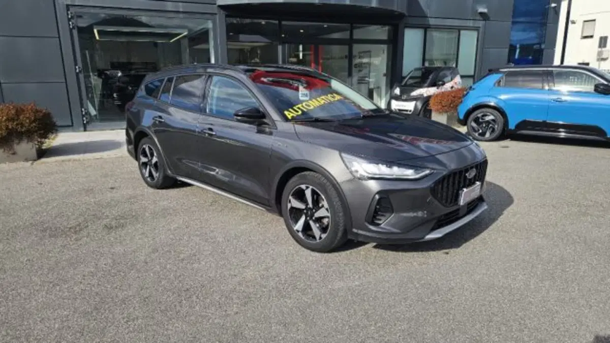 Ford Focus Station Wagon usata a Lucca (2)