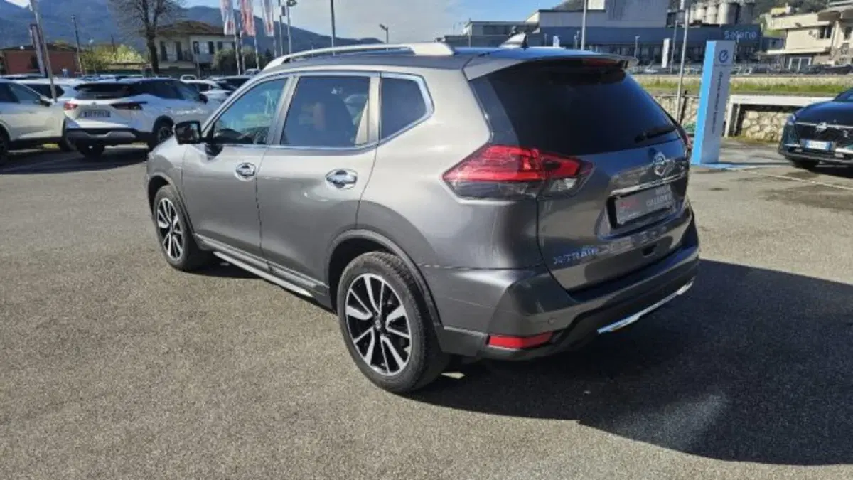 Nissan X-Trail usata a Lucca (6)