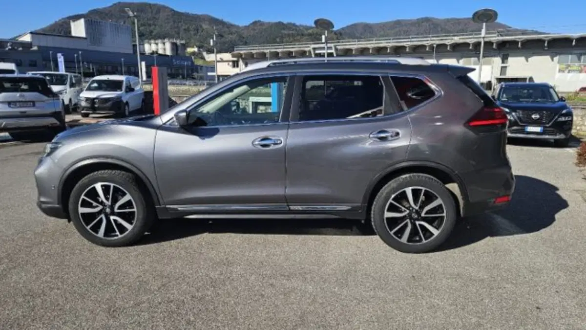 Nissan X-Trail usata a Lucca (7)