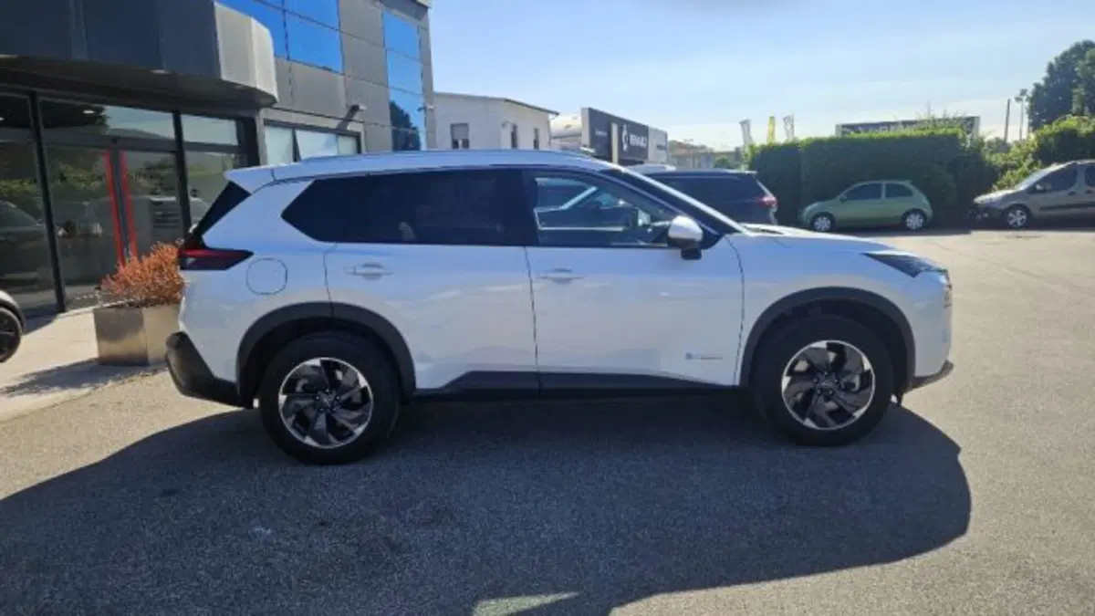 Nissan X-Trail usata a Lucca (3)