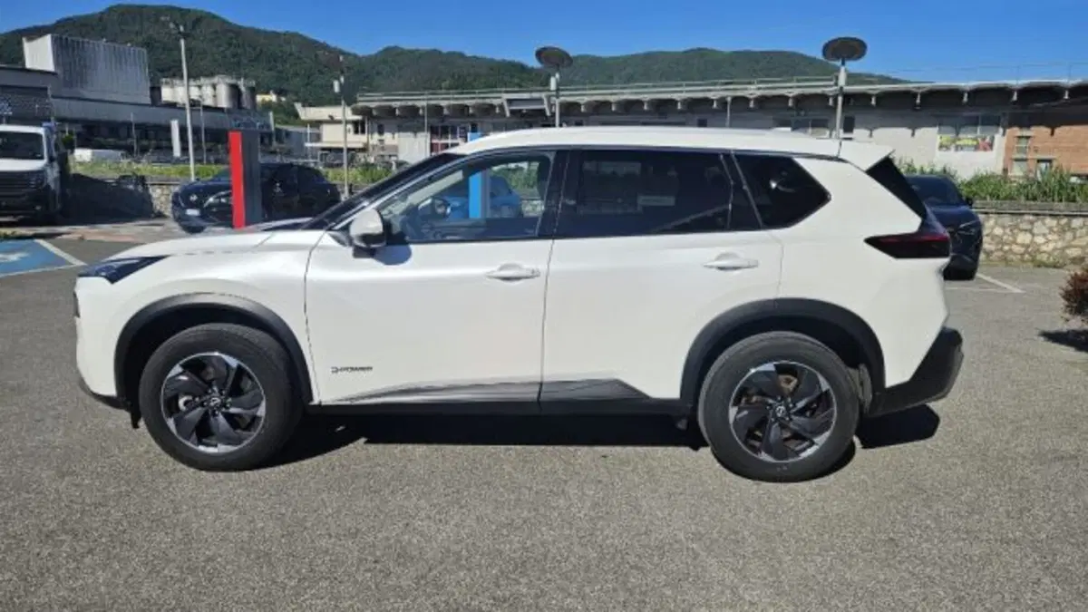 Nissan X-Trail usata a Lucca (7)