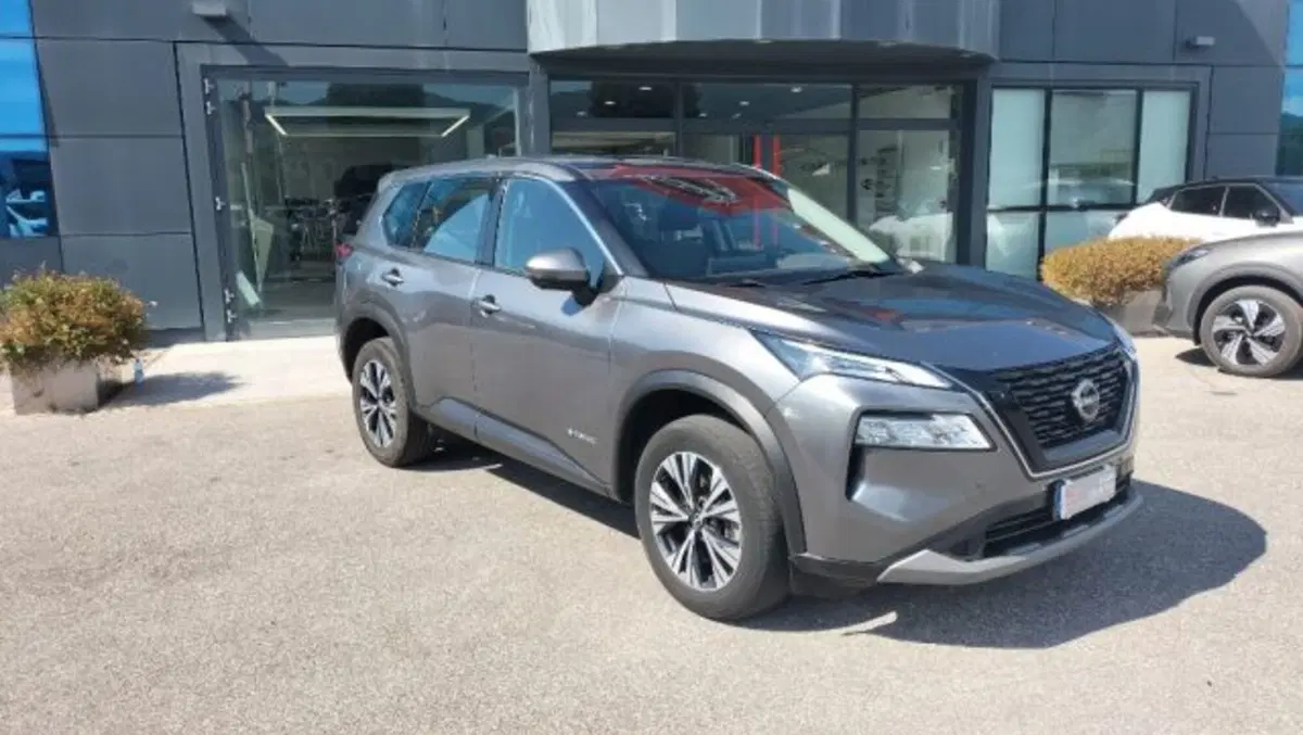 Nissan X-Trail usata a Lucca (2)