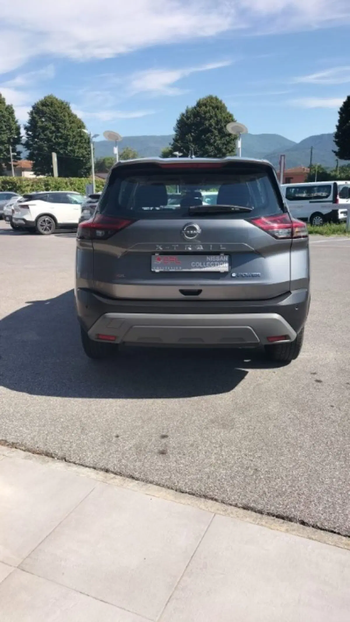 Nissan X-Trail usata a Lucca (5)