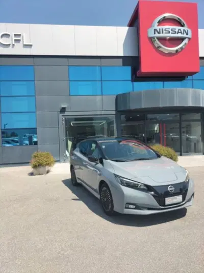 Nissan Leaf N-Connecta 40 kWh del 2023 usata a Lucca