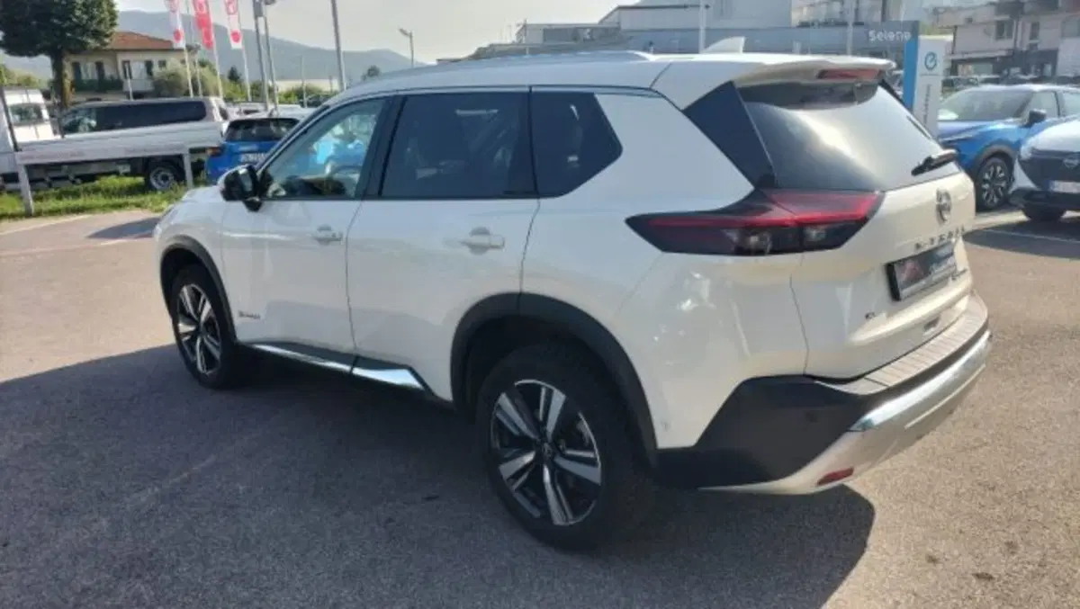 Nissan X-Trail usata a Lucca (8)