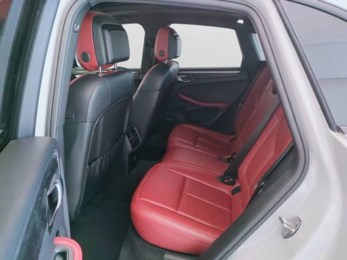 Porsche Macan usata a Teramo (14)