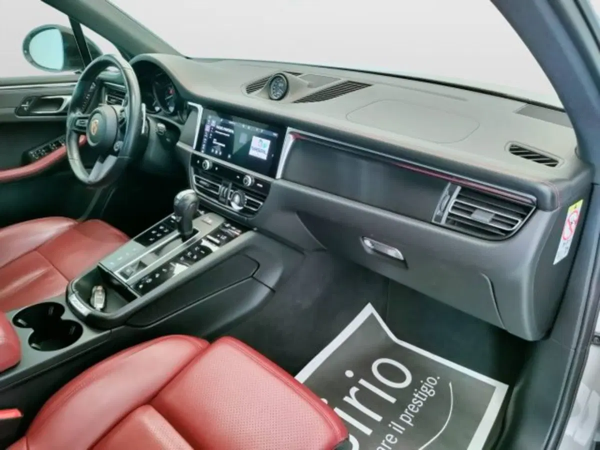 Porsche Macan usata a Teramo (16)