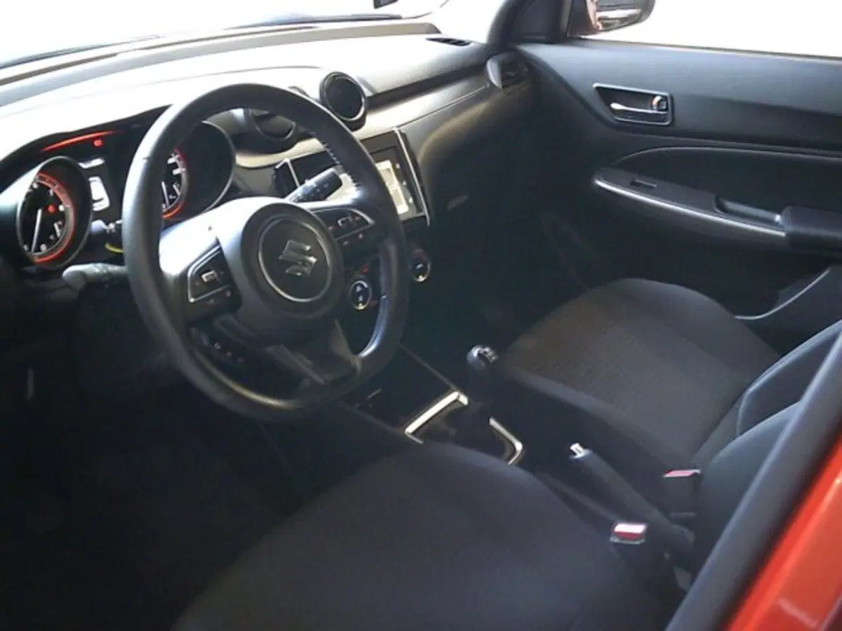 Suzuki Swift usata a Novara (8)