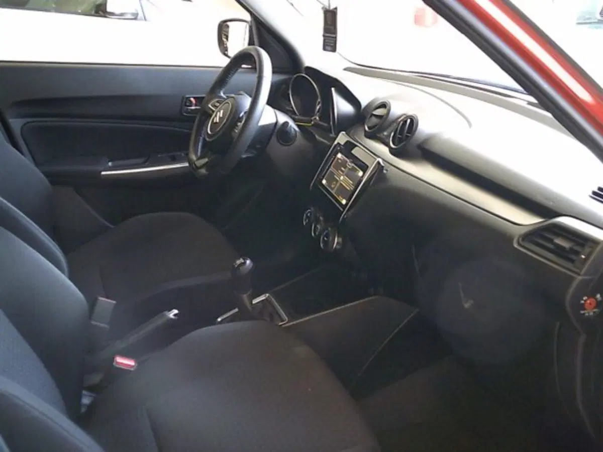 Suzuki Swift usata a Novara (9)
