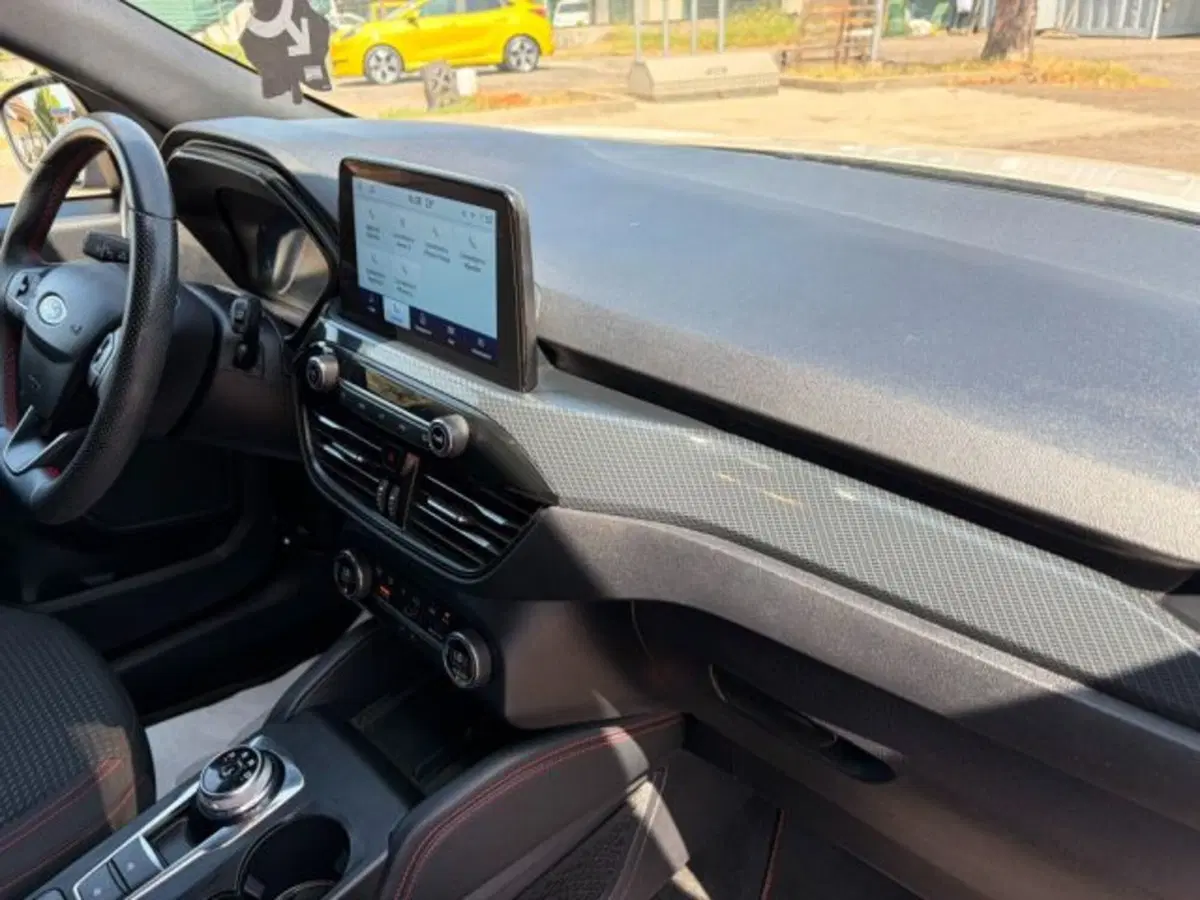 Ford Kuga usata a Lodi (8)