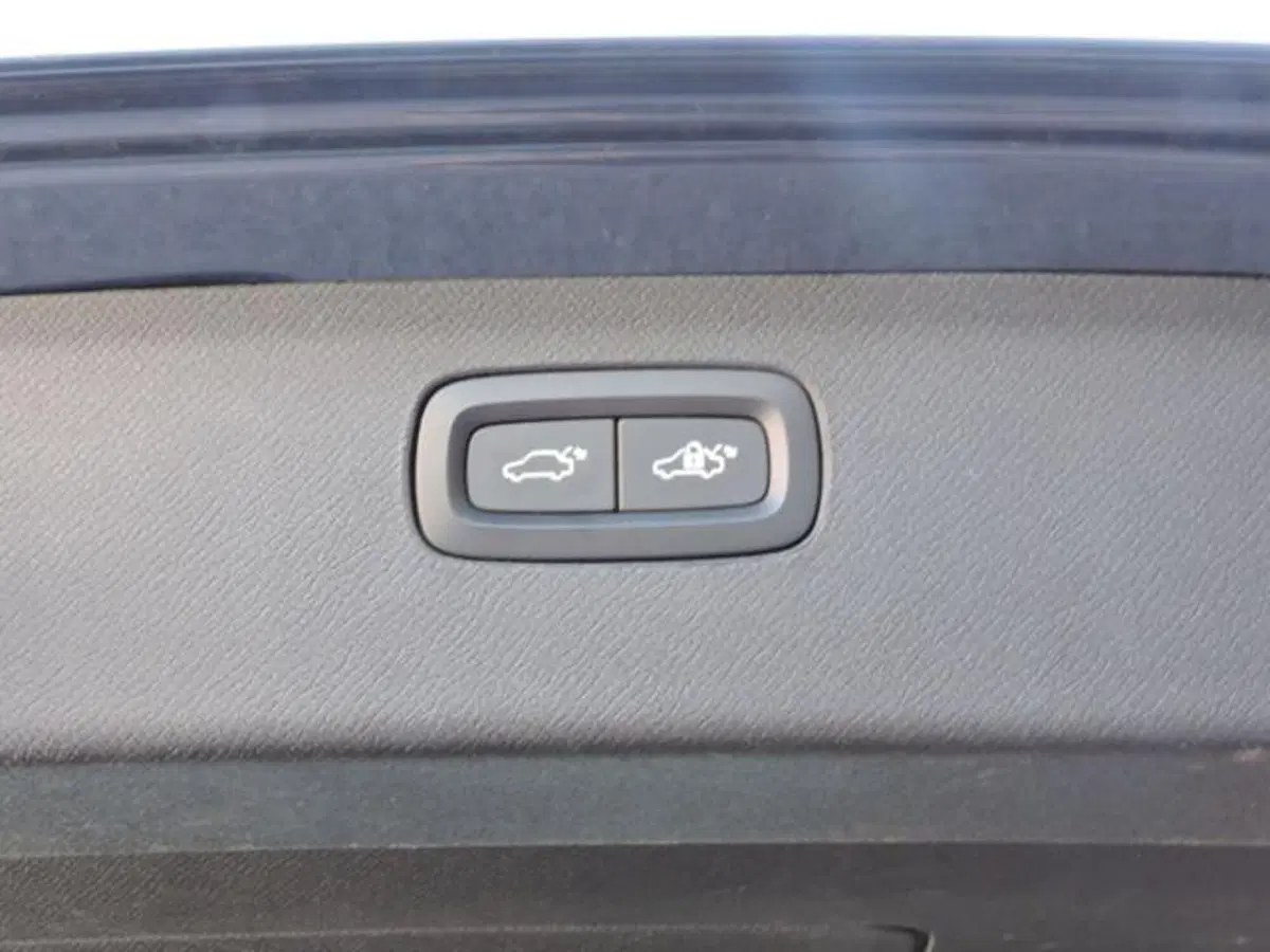 Volvo XC90 usata a Firenze (7)