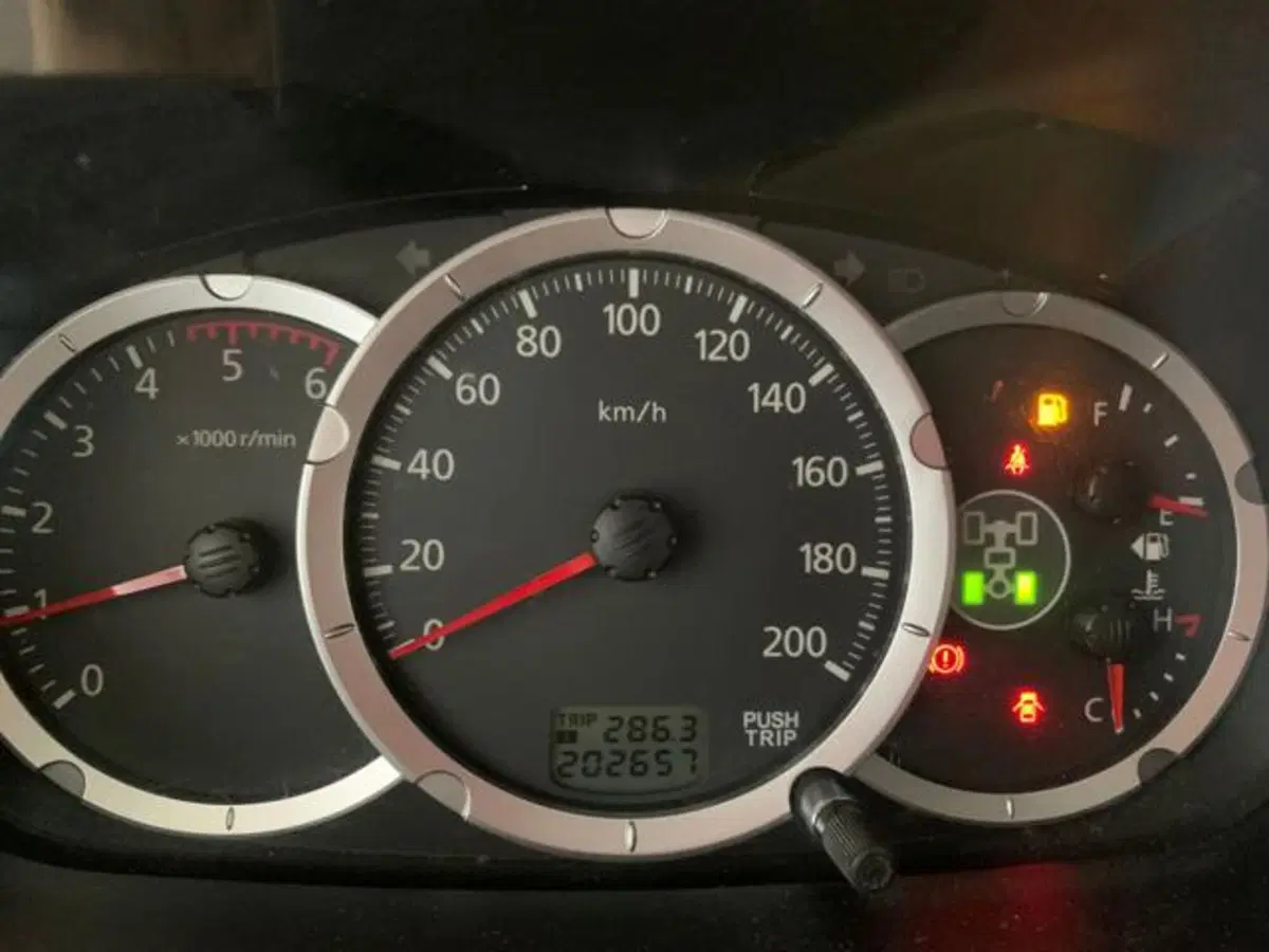 Mitsubishi L200 usata a Firenze (8)