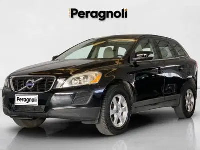 Volvo XC60 D3 Geartronic Momentum del 2013 usata a Firenze