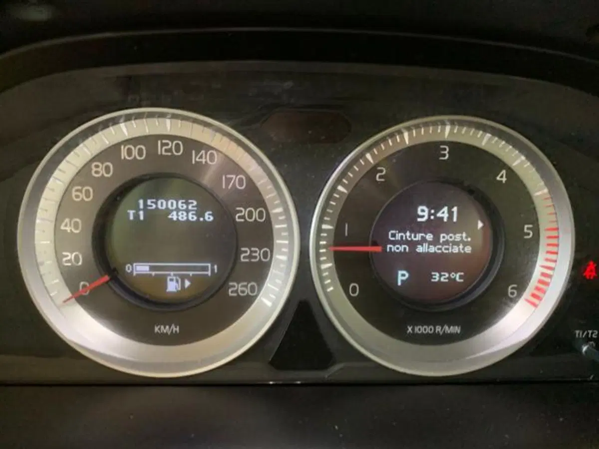Volvo XC60 usata a Firenze (11)