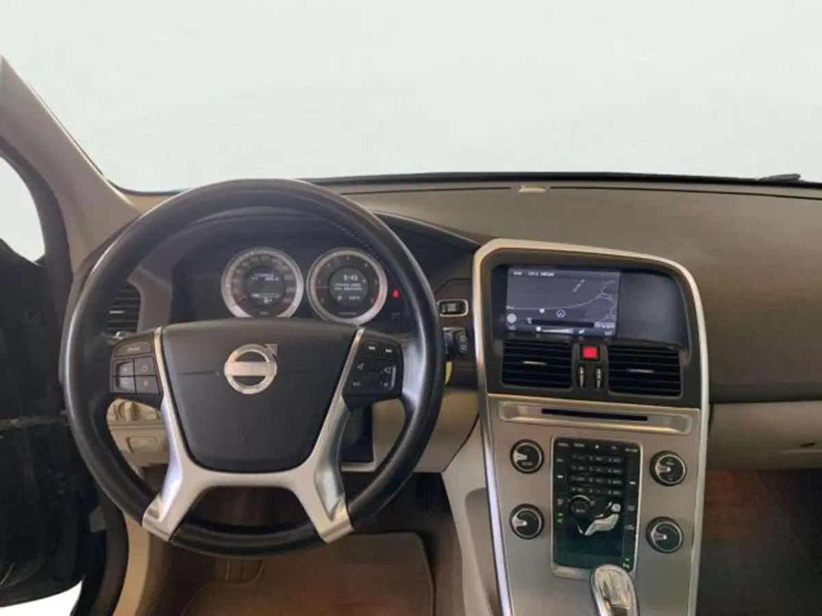 Volvo XC60 usata a Firenze (14)