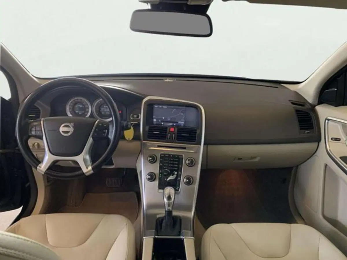 Volvo XC60 usata a Firenze (15)
