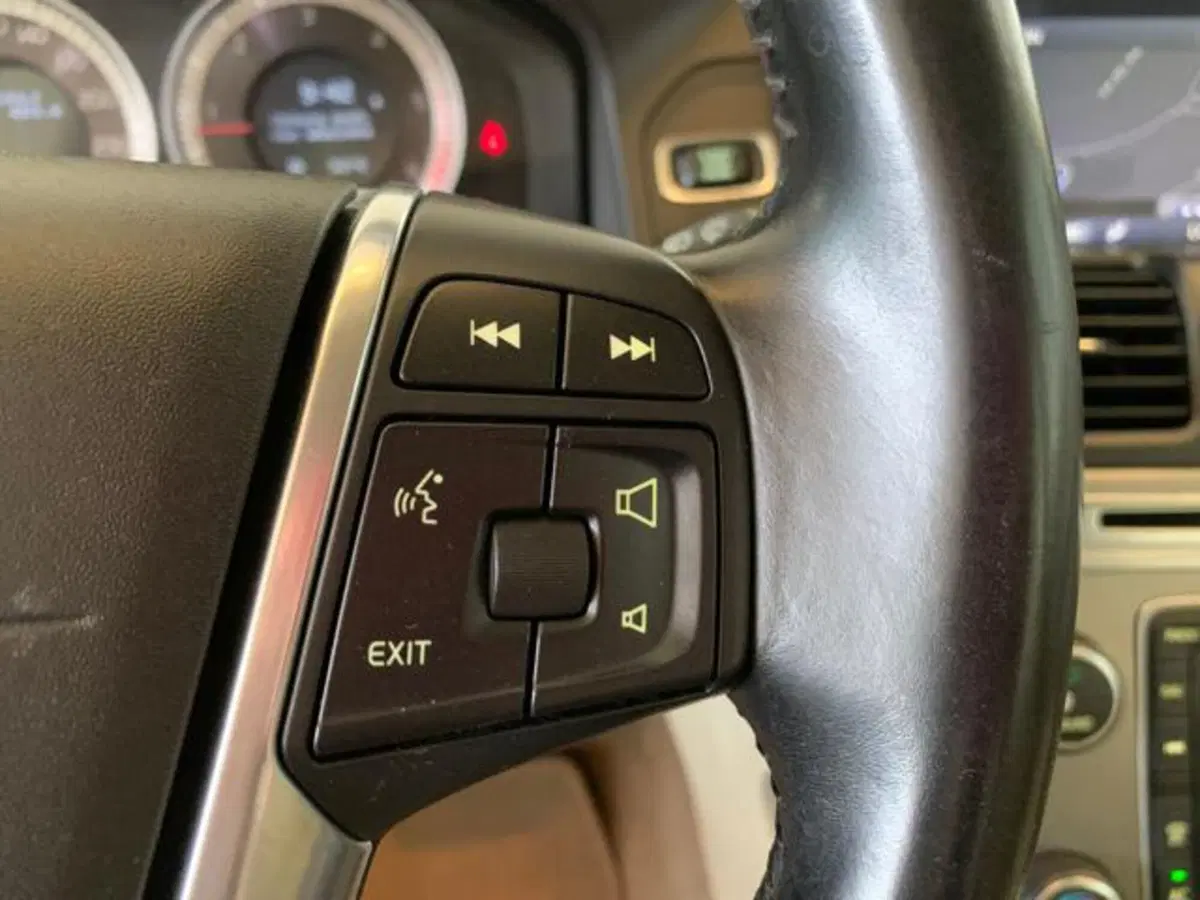 Volvo XC60 usata a Firenze (19)