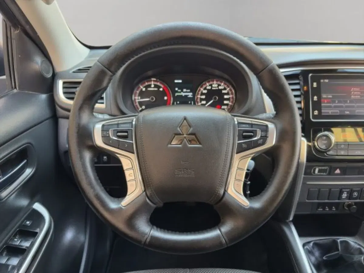 Mitsubishi L200 usata a Perugia (12)