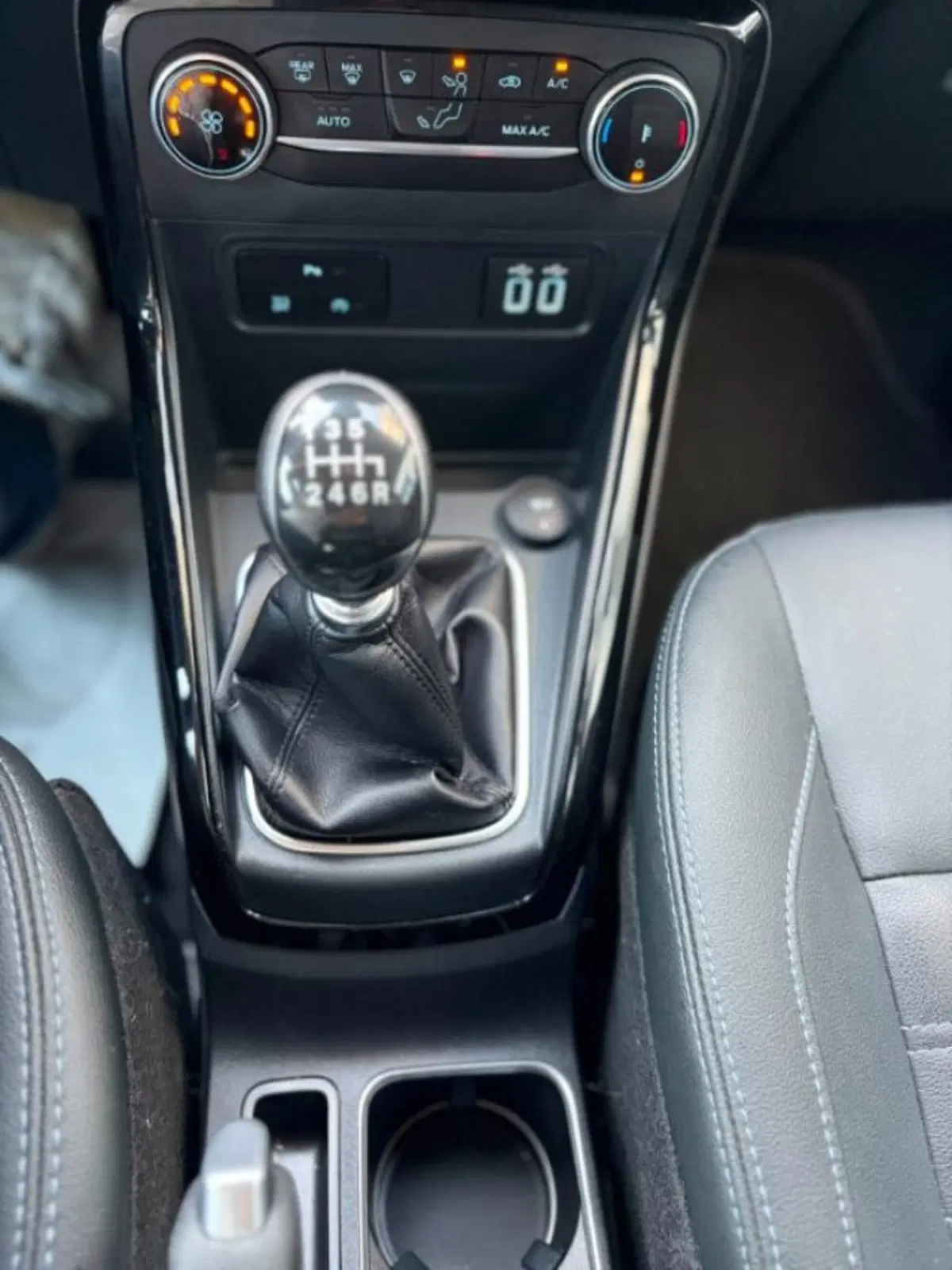 Ford EcoSport usata a Lodi (11)