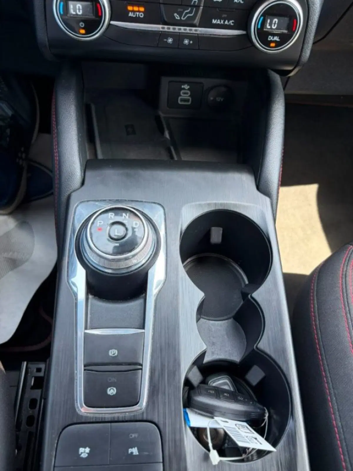 Ford Kuga usata a Lodi (11)