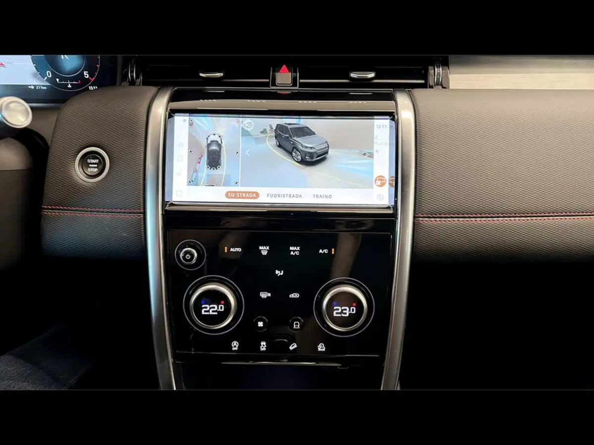 Land Rover Discovery Sport usata a Varese (12)