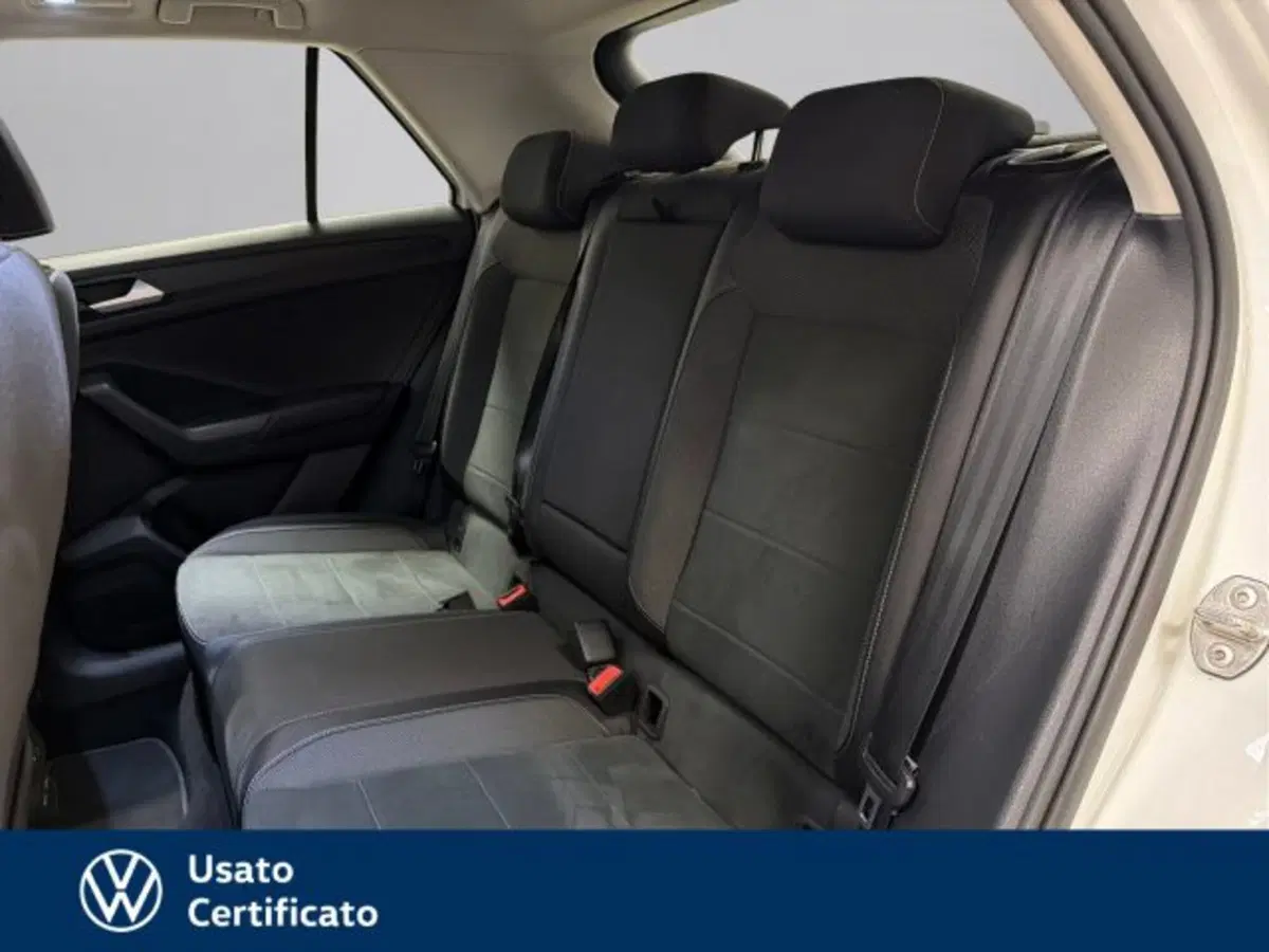 Volkswagen T-Roc usata a Vicenza (12)