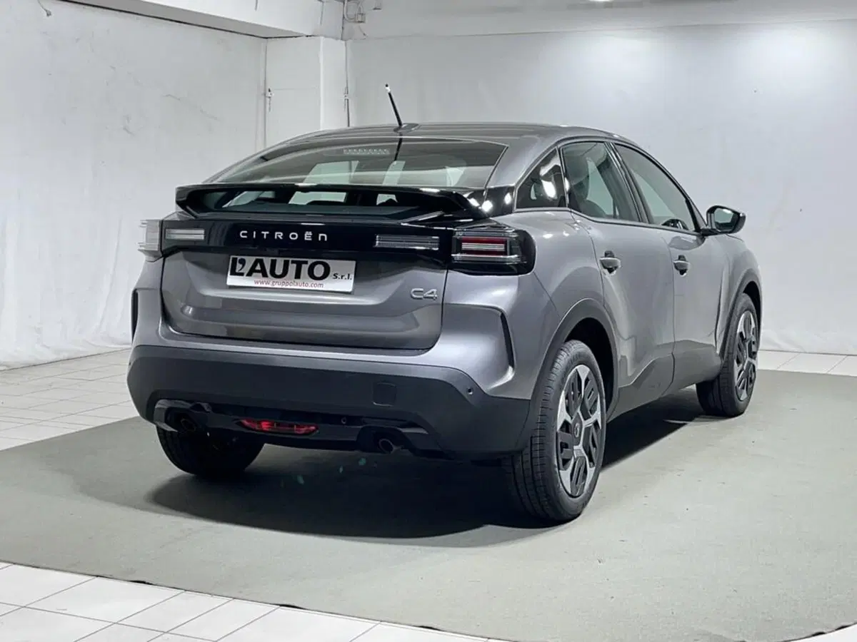 Citroen C4 nuova a Sondrio (5)