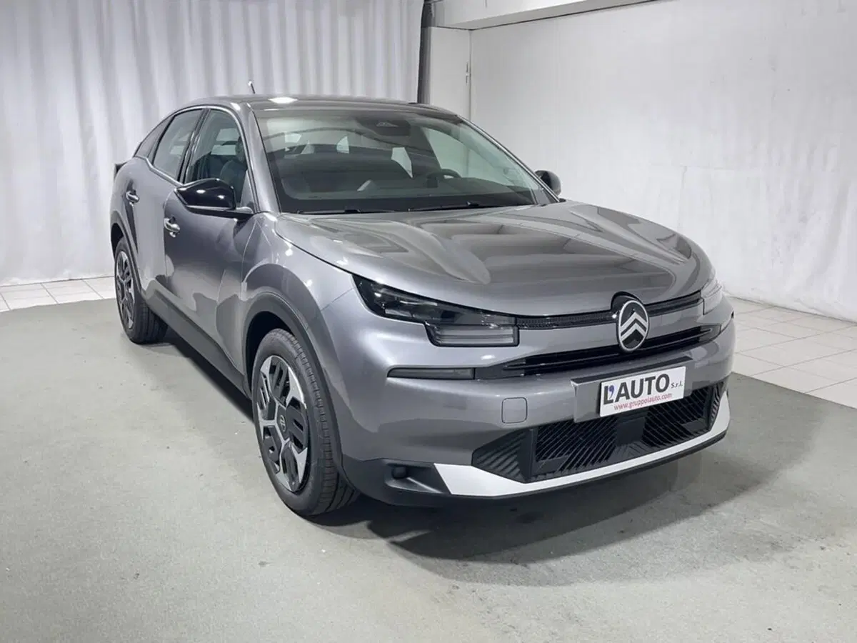 Citroen C4 nuova a Sondrio (7)