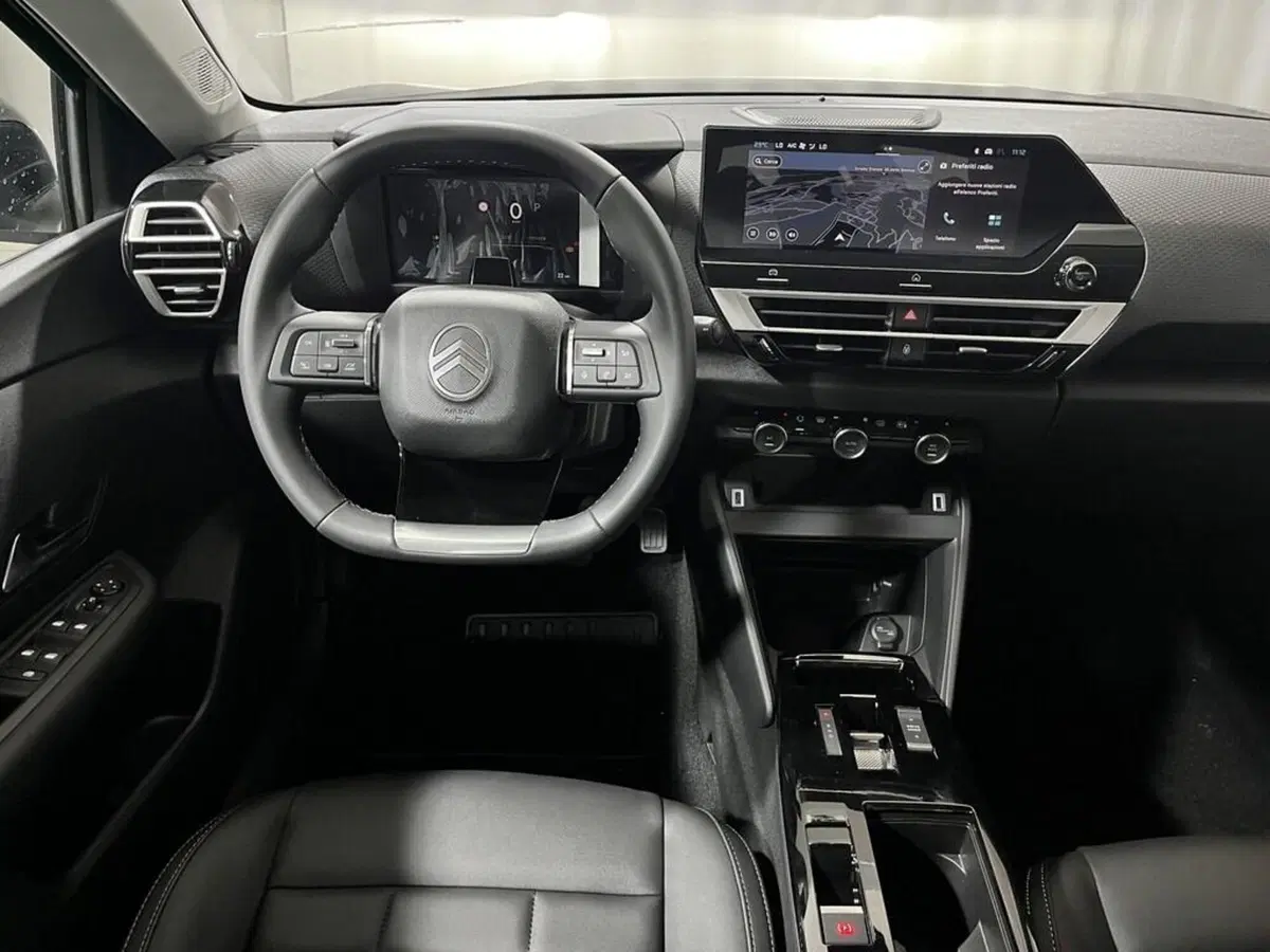 Citroen C4 nuova a Sondrio (13)