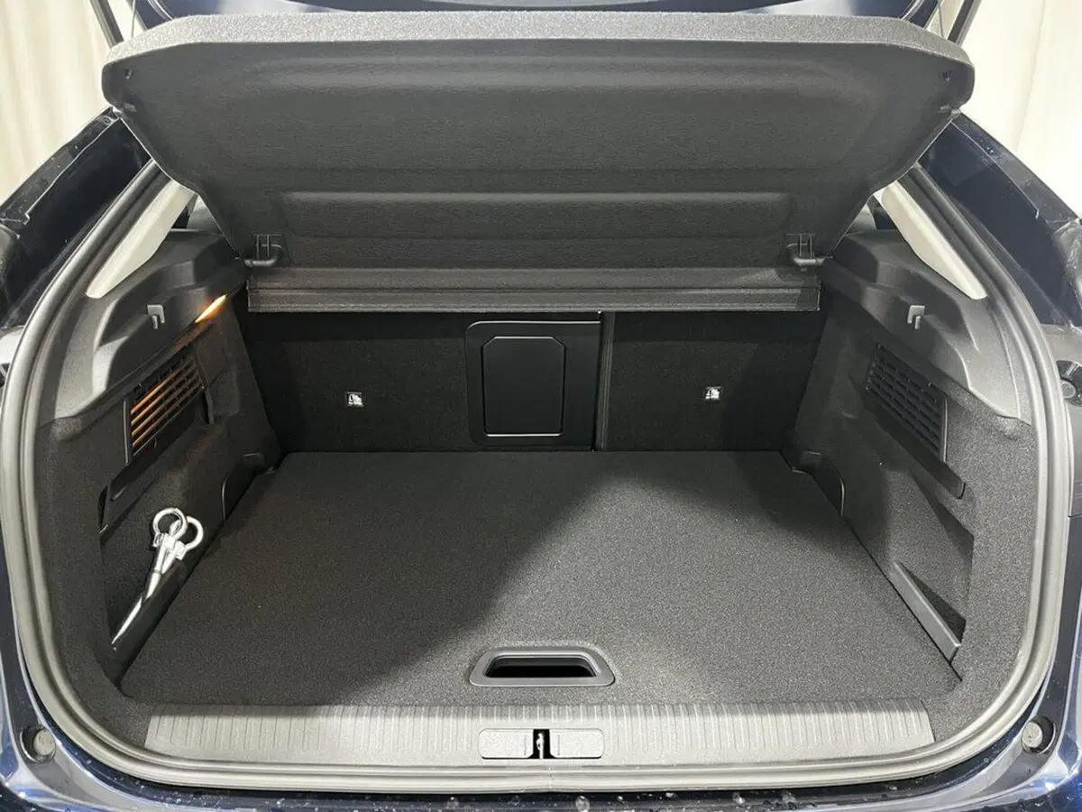 Citroen C4 nuova a Sondrio (15)