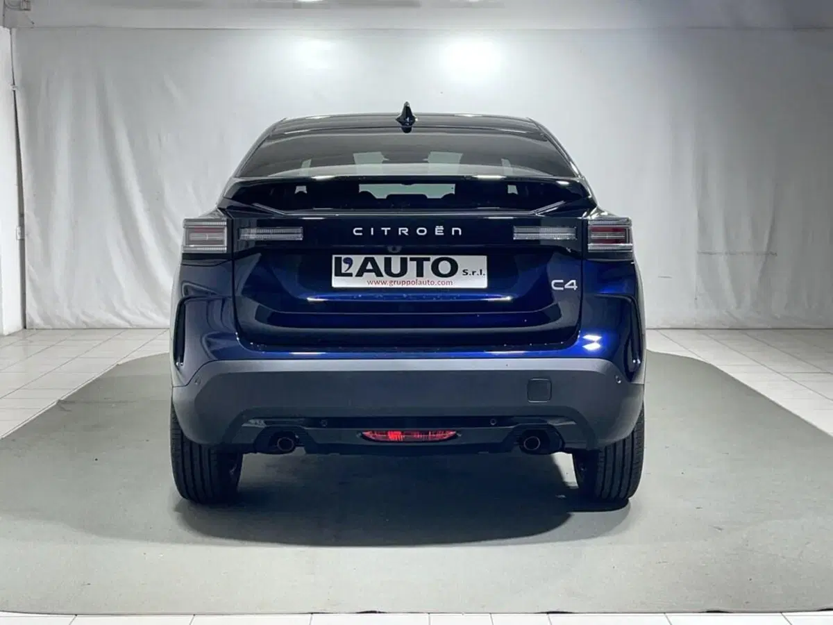Citroen C4 nuova a Sondrio (4)
