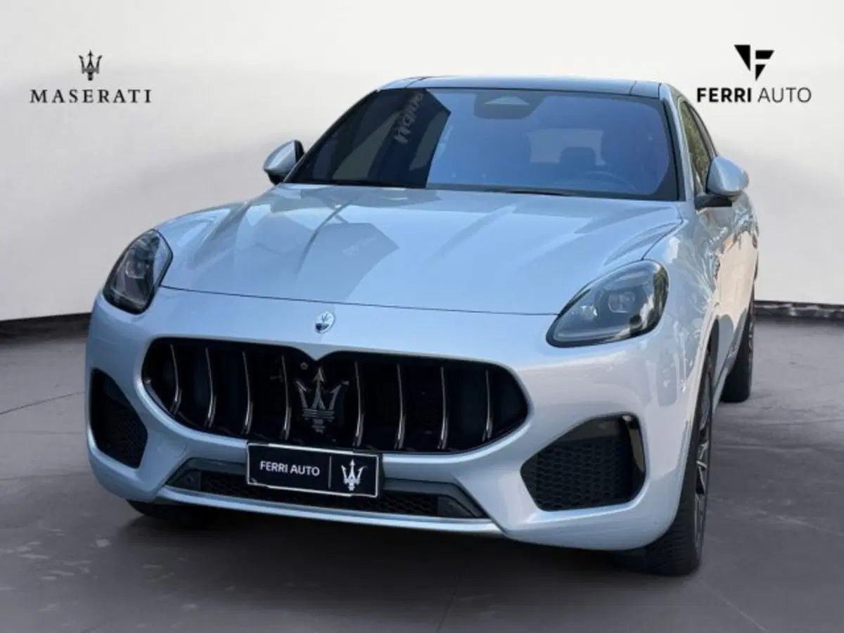 Maserati Grecale usata a Udine (2)