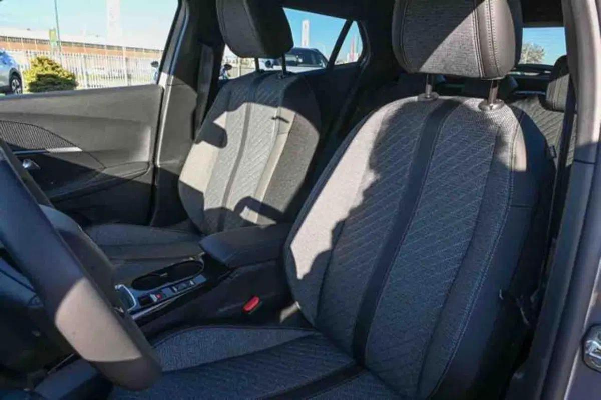 Peugeot 2008 nuova a Torino (10)