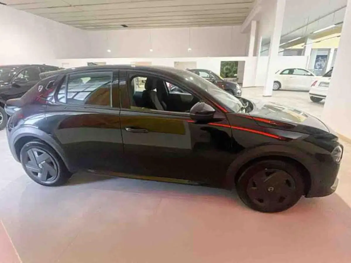 Lancia Ypsilon nuova a Torino (18)