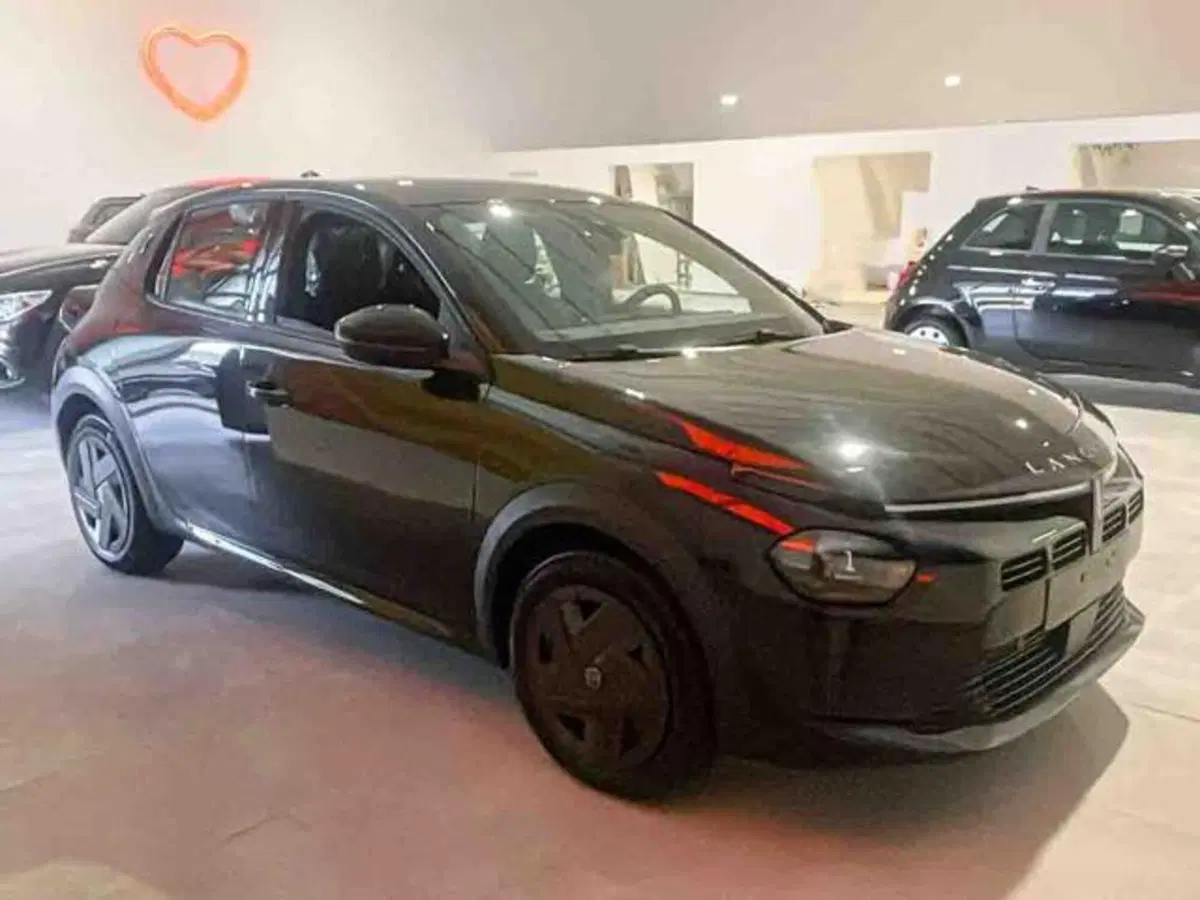 Lancia Ypsilon nuova a Torino (2)