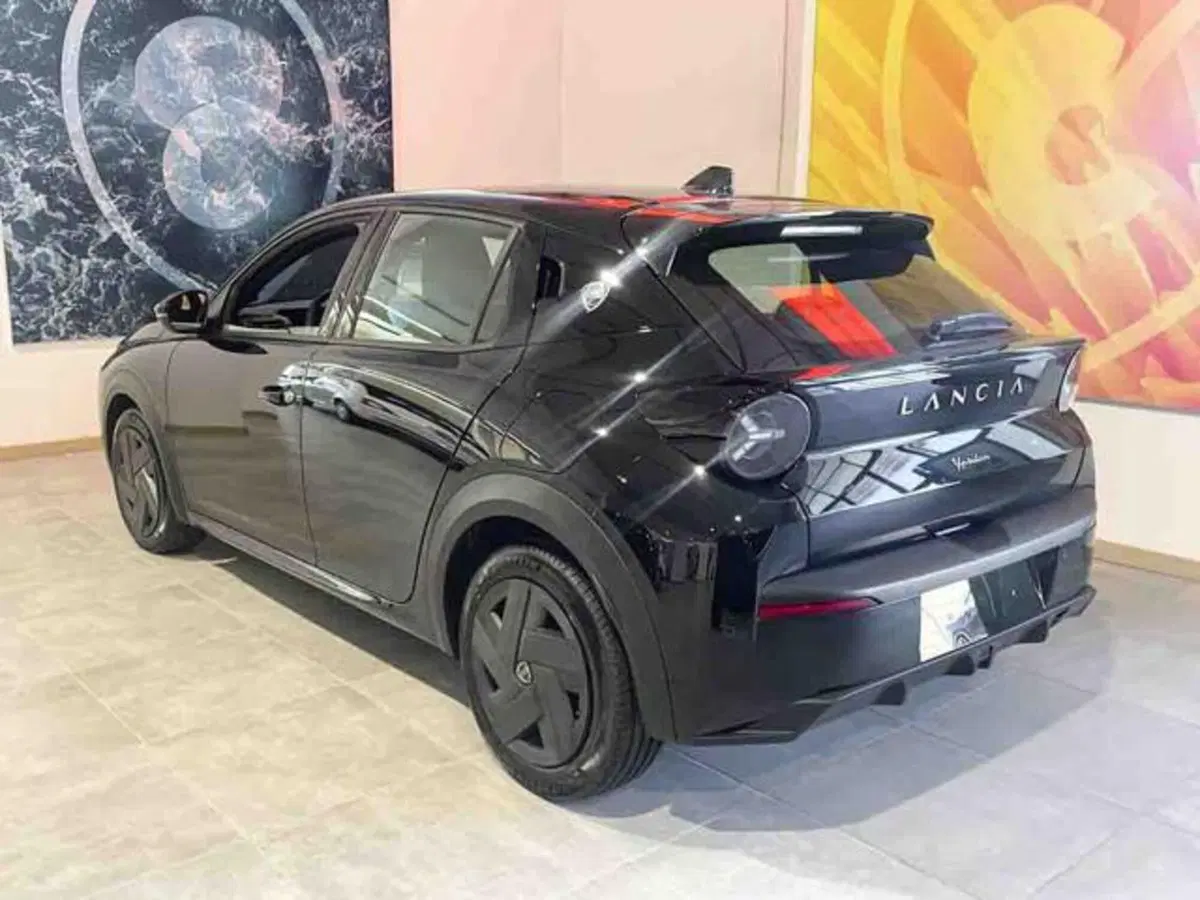 Lancia Ypsilon nuova a Torino (4)