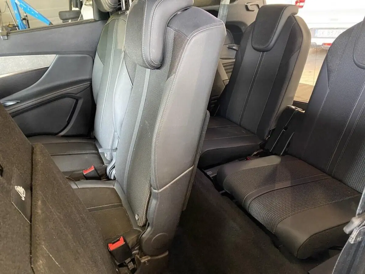 Peugeot 5008 usata a Torino (9)