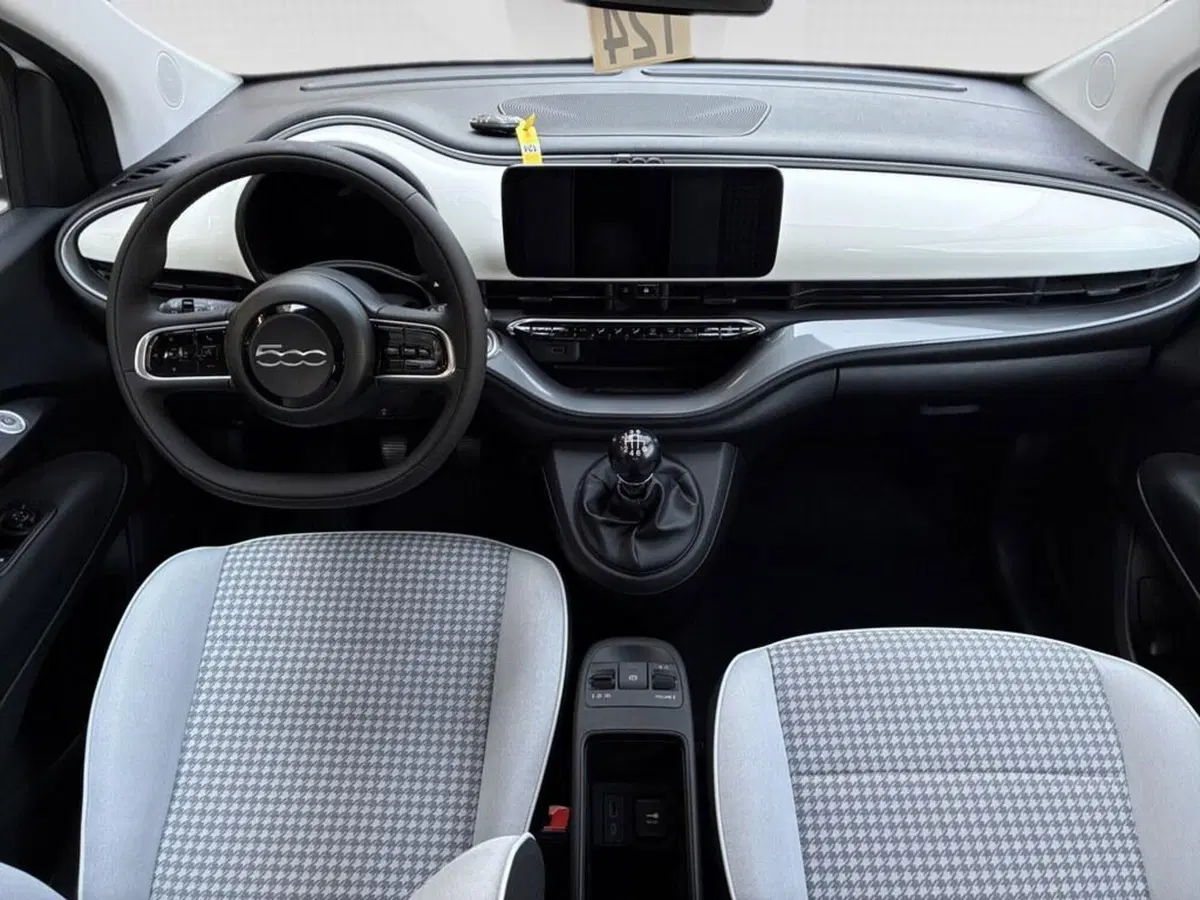 Fiat 500 nuova a Torino (6)