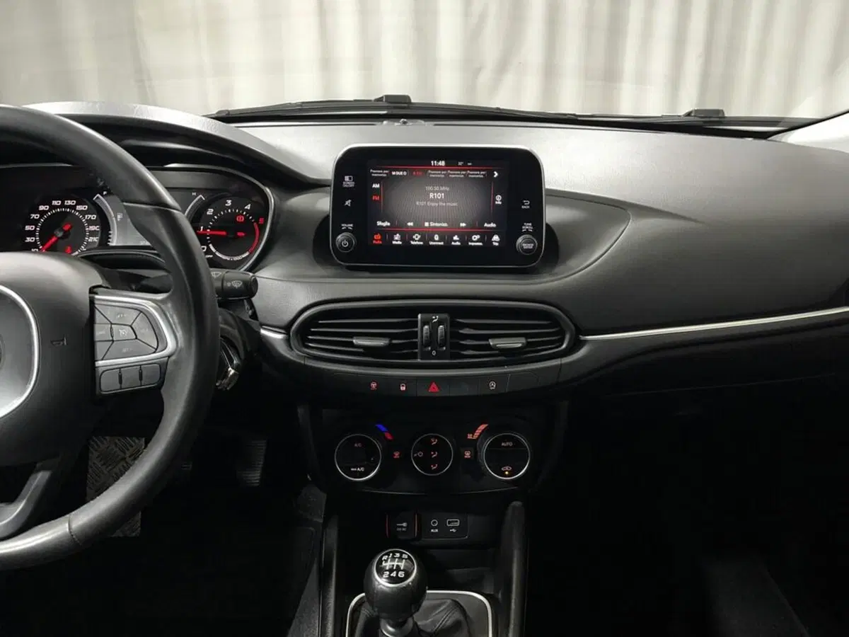 Fiat Tipo usata a Sondrio (14)