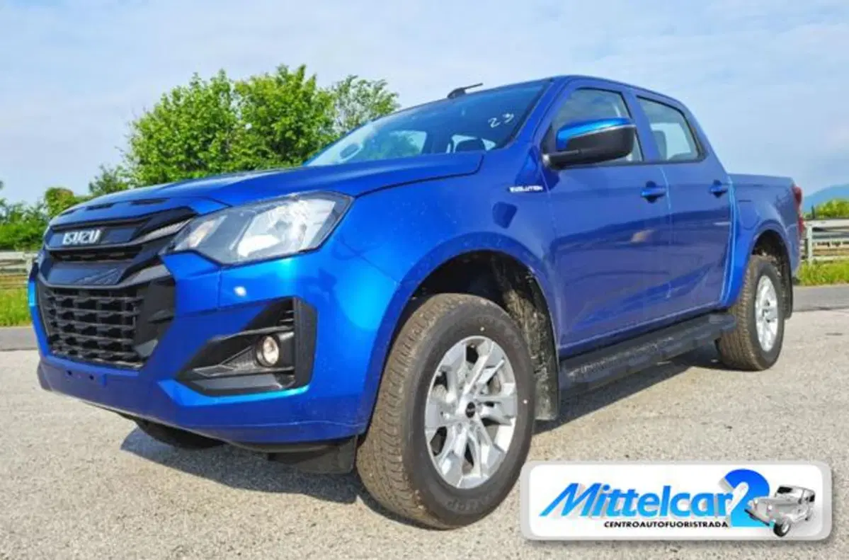 Isuzu D-Max Pick-up nuova a Udine (2)
