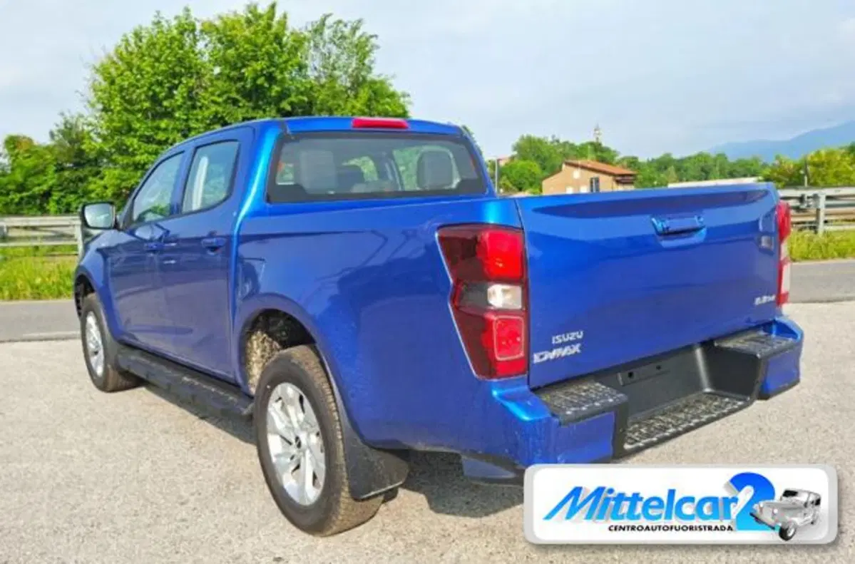Isuzu D-Max Pick-up nuova a Udine (3)