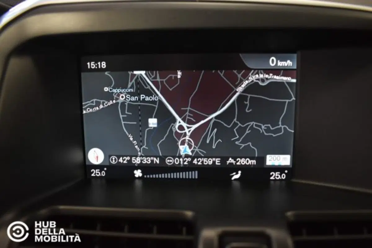Volvo XC60 usata a Perugia (15)