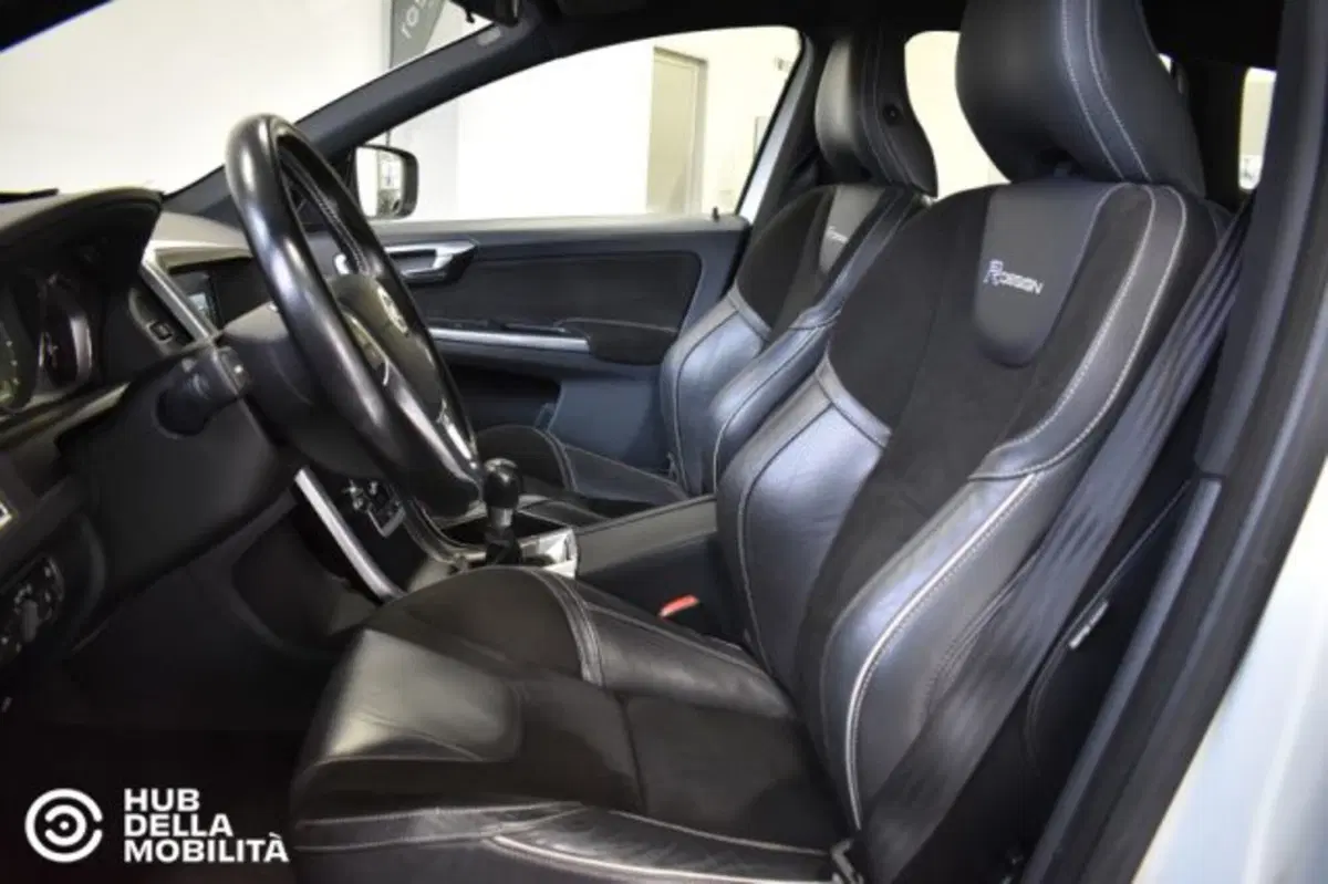 Volvo XC60 usata a Perugia (19)