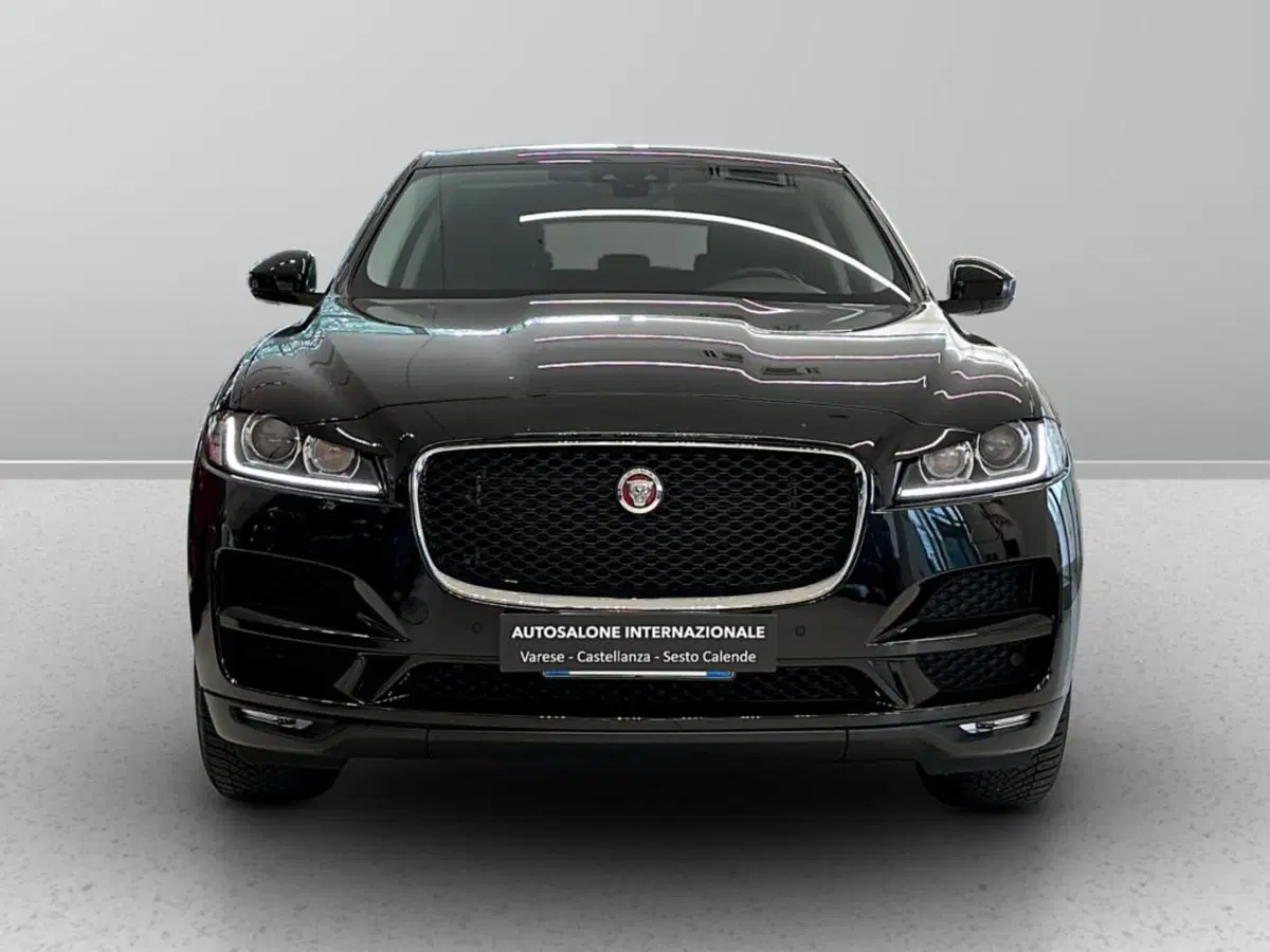 Jaguar F-Pace usata a Varese (8)
