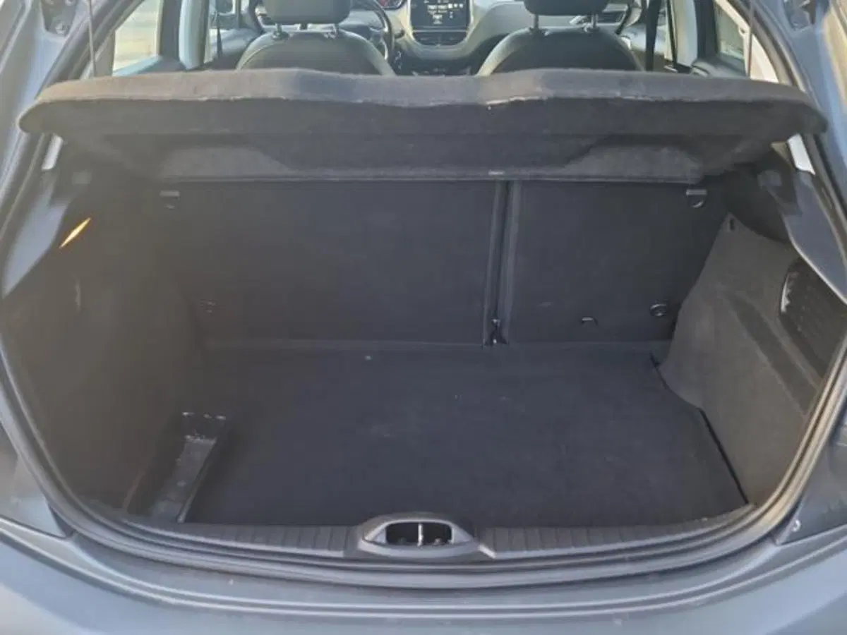 Peugeot 208 usata a Salerno (19)