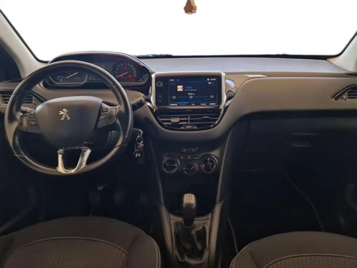 Peugeot 208 usata a Salerno (12)