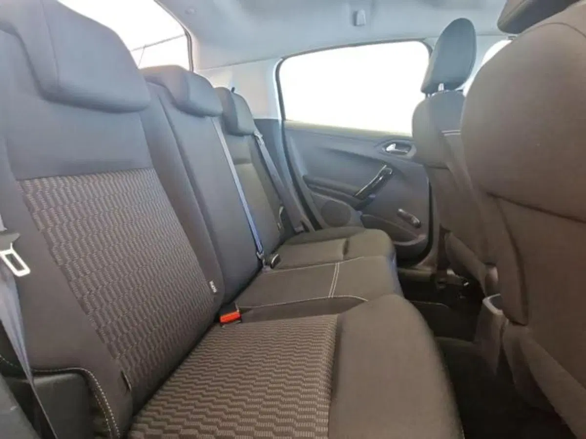 Peugeot 208 usata a Salerno (14)