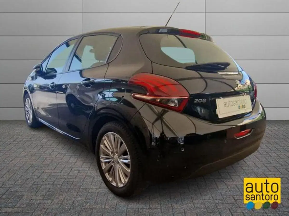 Peugeot 208 usata a Salerno (4)